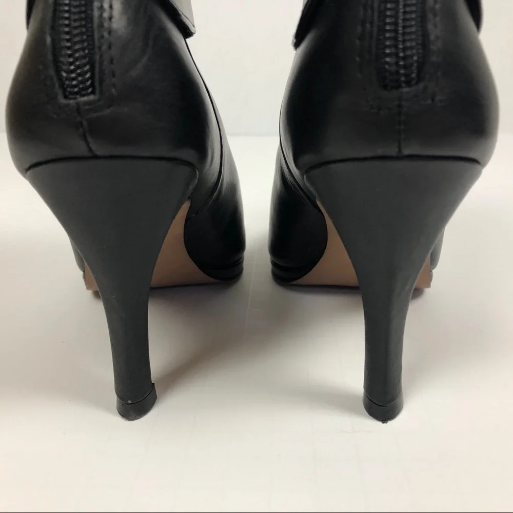 AdrienneVittadini Jael Folded Cuff Bootie - Picture 12 of 15